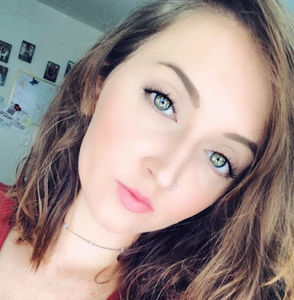 Meet your Posher, Kaitlyn